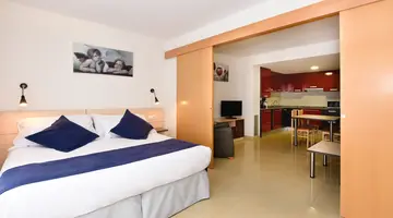 Neptuno Apartments