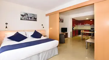 Neptuno Apartments