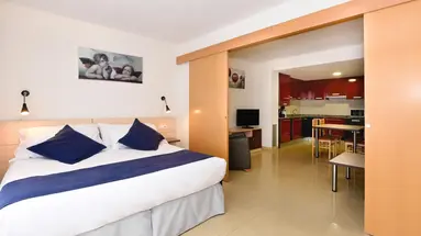 Neptuno Apartments