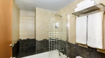 Neptuno Apartments