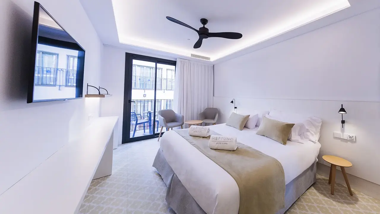Neptuno Hotel