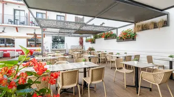 Neptuno Hotel
