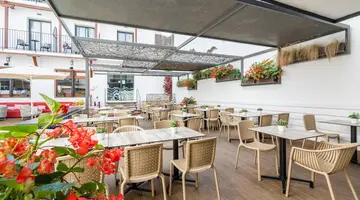 Neptuno Hotel