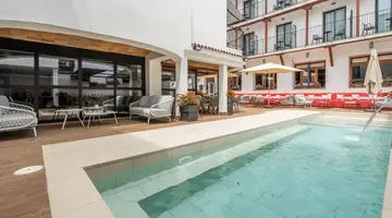Neptuno Hotel