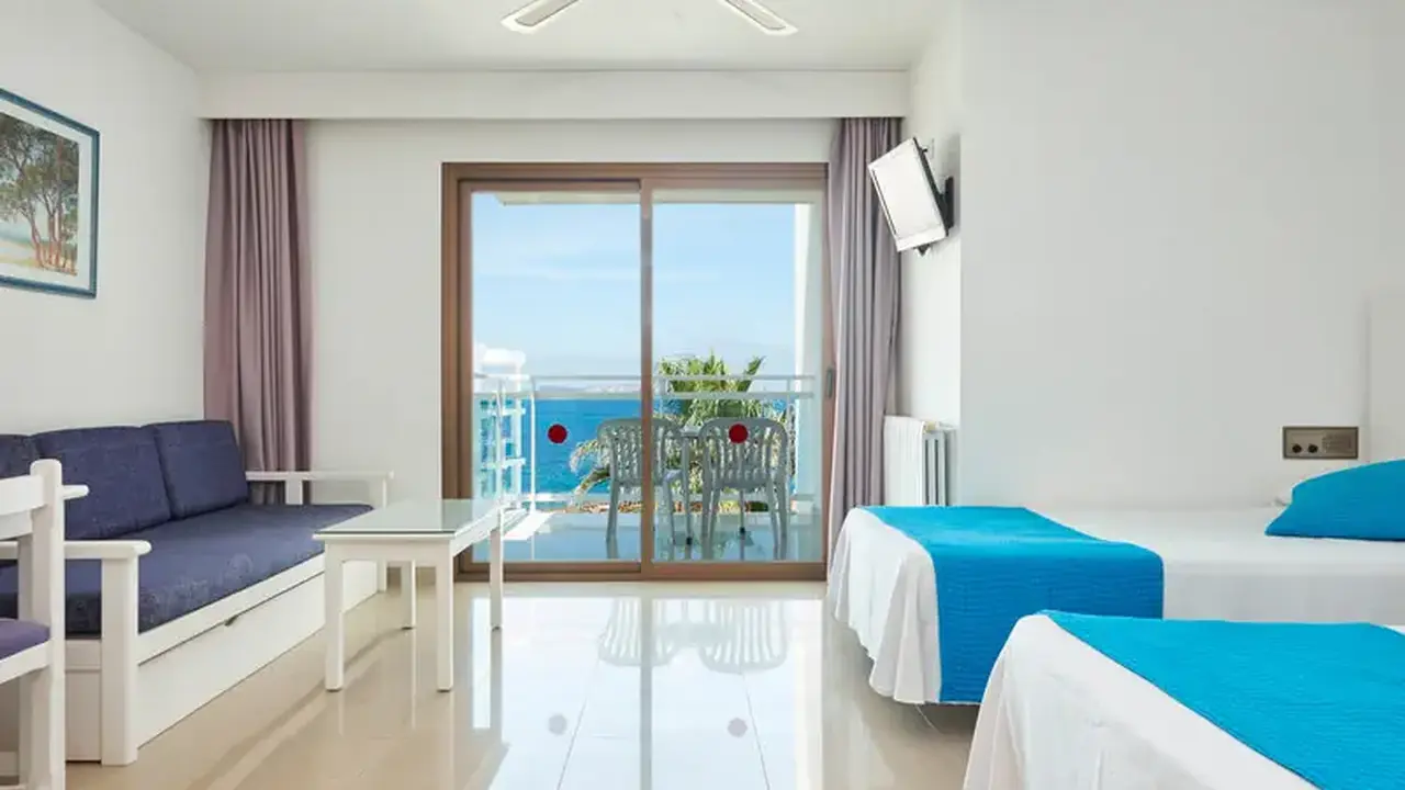 Nereida Aparthotel