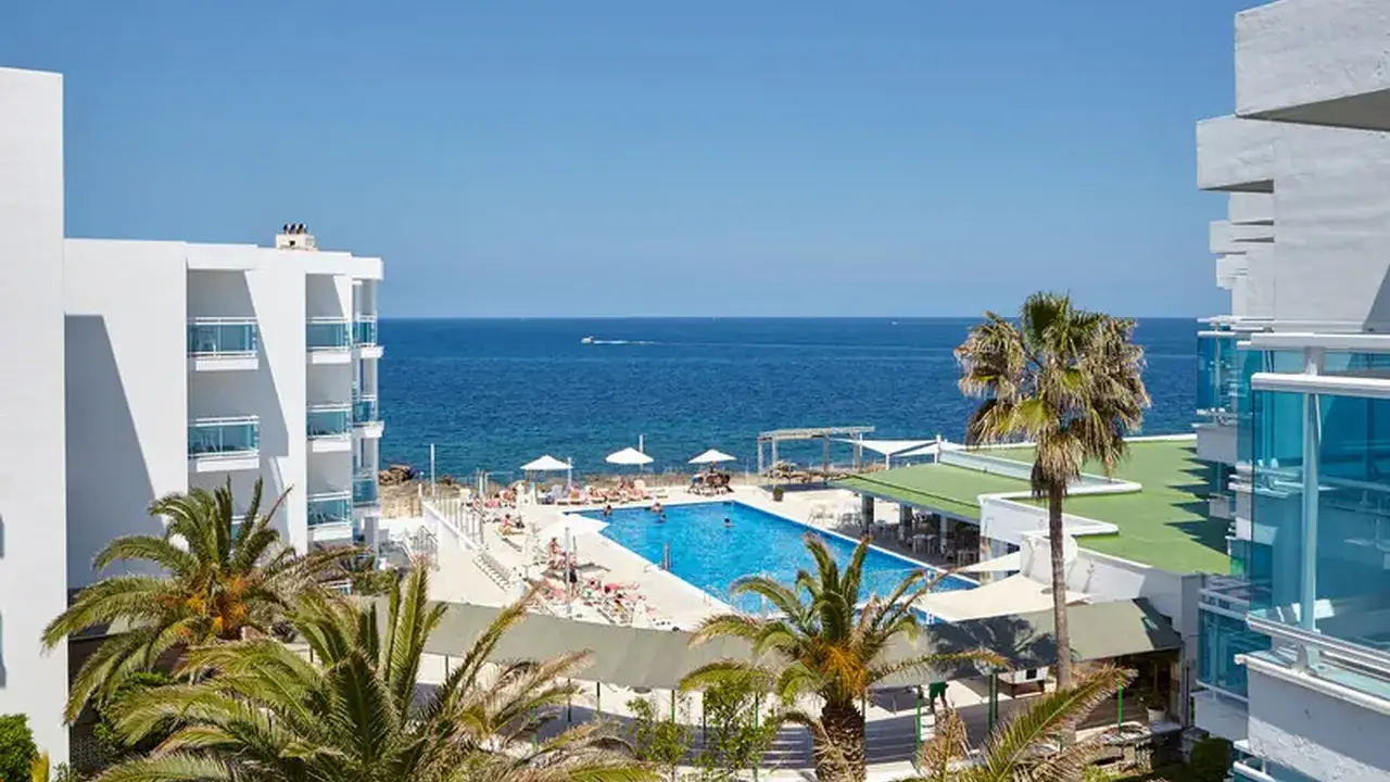 Nereida Aparthotel
