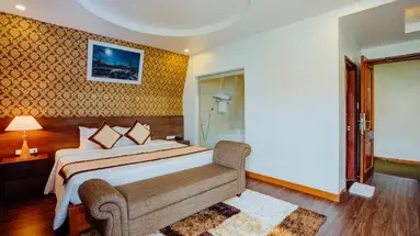 NESTA HOTEL