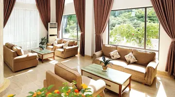 NESTA HOTEL