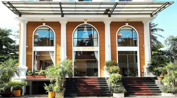NESTA HOTEL