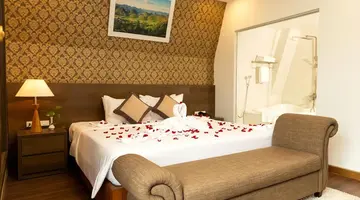 NESTA HOTEL