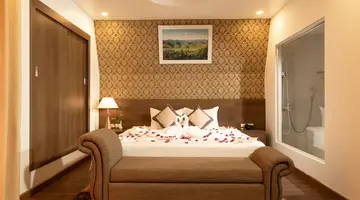 NESTA HOTEL