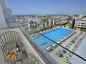 Nestor Hotel