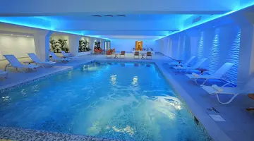 Nestor Hotel