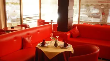 New Farah Hotel
