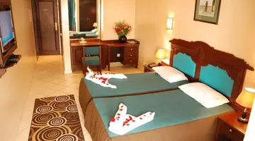 New Farah Hotel