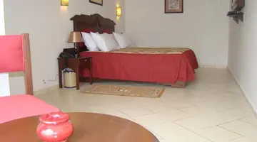 New Farah Hotel