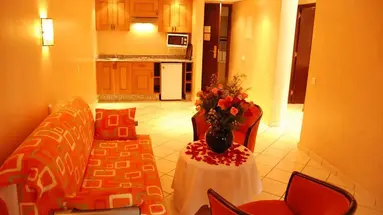 New Farah Hotel