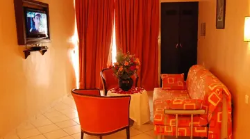 New Farah Hotel