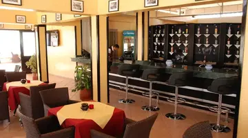 New Farah Hotel