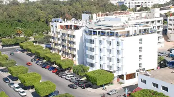 New Farah Hotel