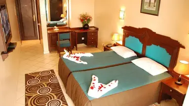 New Farah Hotel