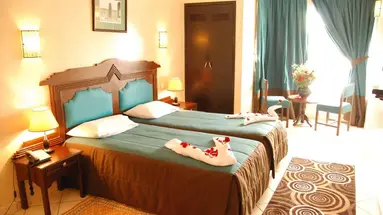 New Farah Hotel