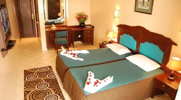New Farah Hotel