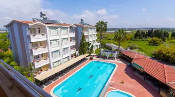 New Garden Luna Side Apart Hotel