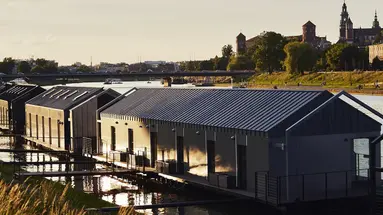 New Port Hotel