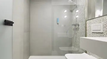 New Port Hotel