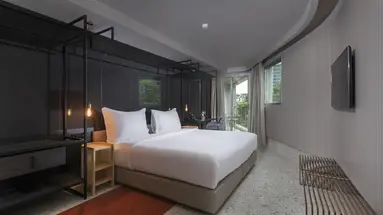 NEXT - Savoy Signature