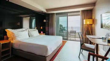 NEXT - Savoy Signature