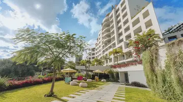 Next Savoy Signature