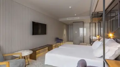NEXT - Savoy Signature