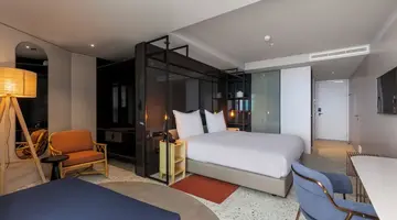 NEXT - Savoy Signature