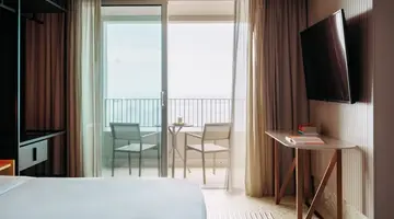 NEXT - Savoy Signature