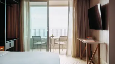 NEXT - Savoy Signature
