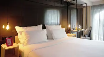NEXT - Savoy Signature