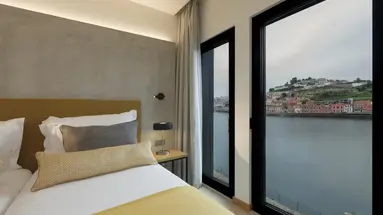 NEYA Porto Hotel