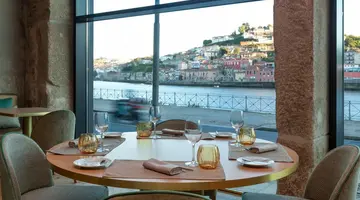 Neya Porto Hotel