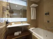 NEYA Porto Hotel