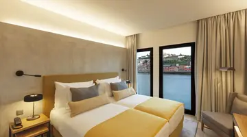 NEYA Porto Hotel