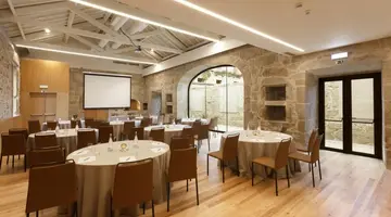 NEYA Porto Hotel