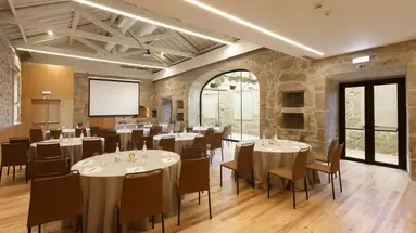 NEYA Porto Hotel