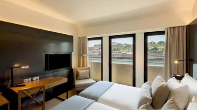 Neya Porto Hotel