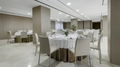 NH Collection Madrid Colón