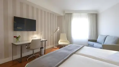 NH Collection Madrid Colón