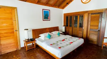 NH Collection Maldives Reethi Resort