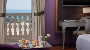 NH Collection Taormina