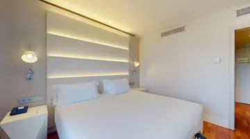 NH Málaga